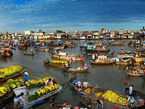 6 khu chợ có lịch sử lâu đời nhất Việt Nam